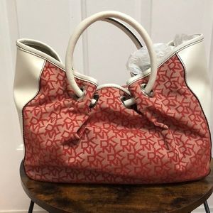 NWT DKNY Shoulder purse